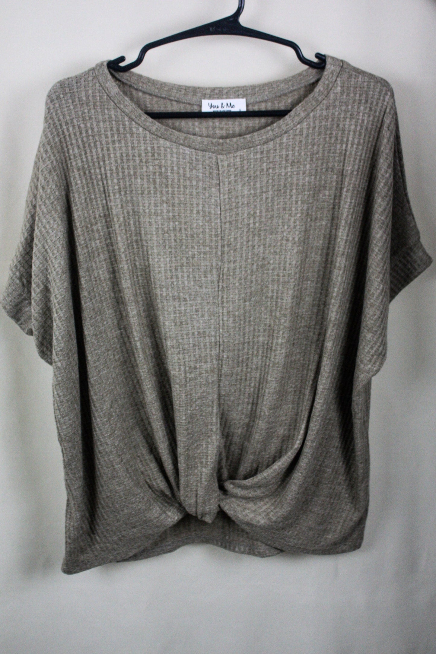 Twist Front Top - Olive