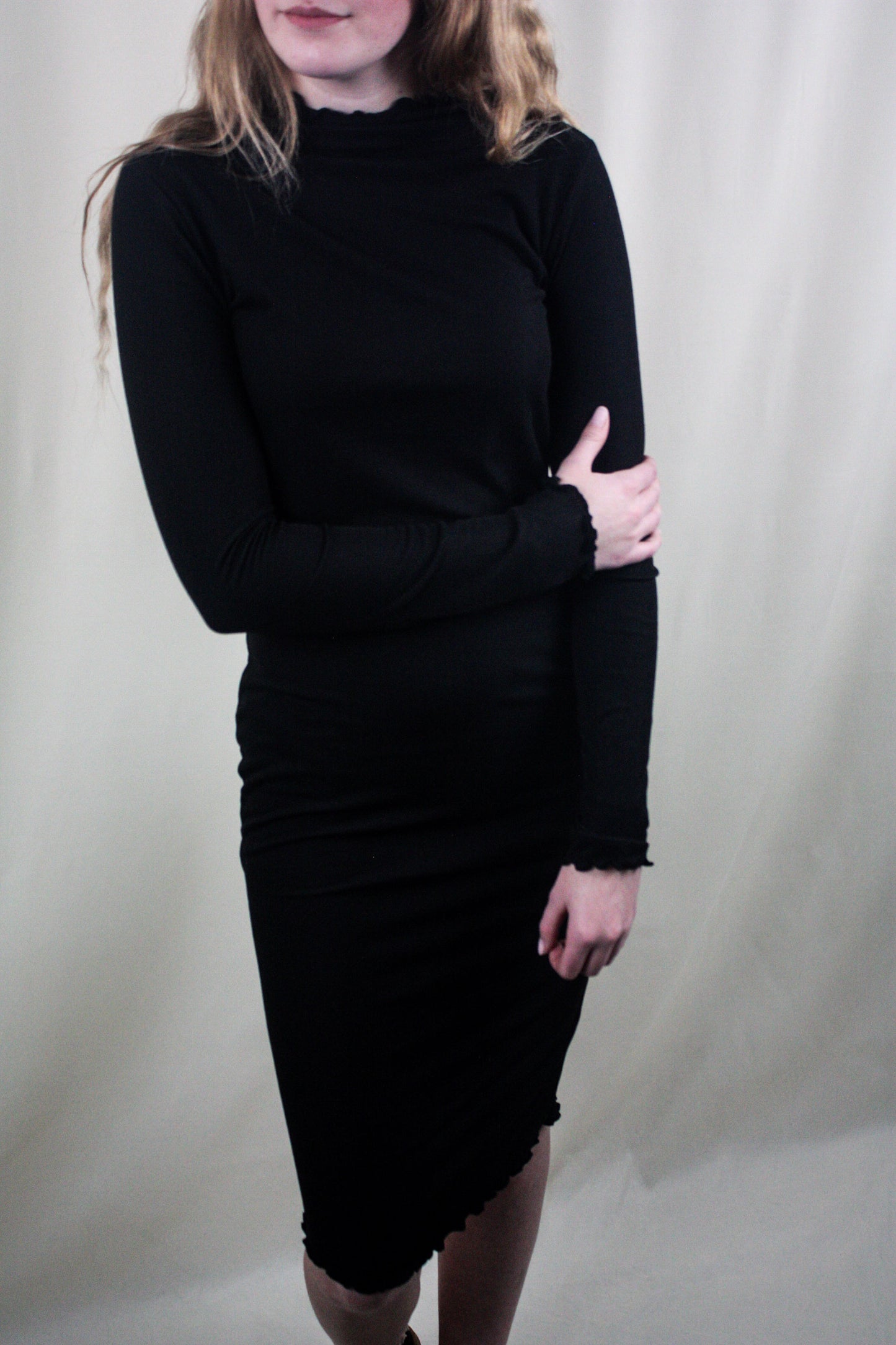 Mock Neck Merrow Detail Ribbed Midi Dress - Black