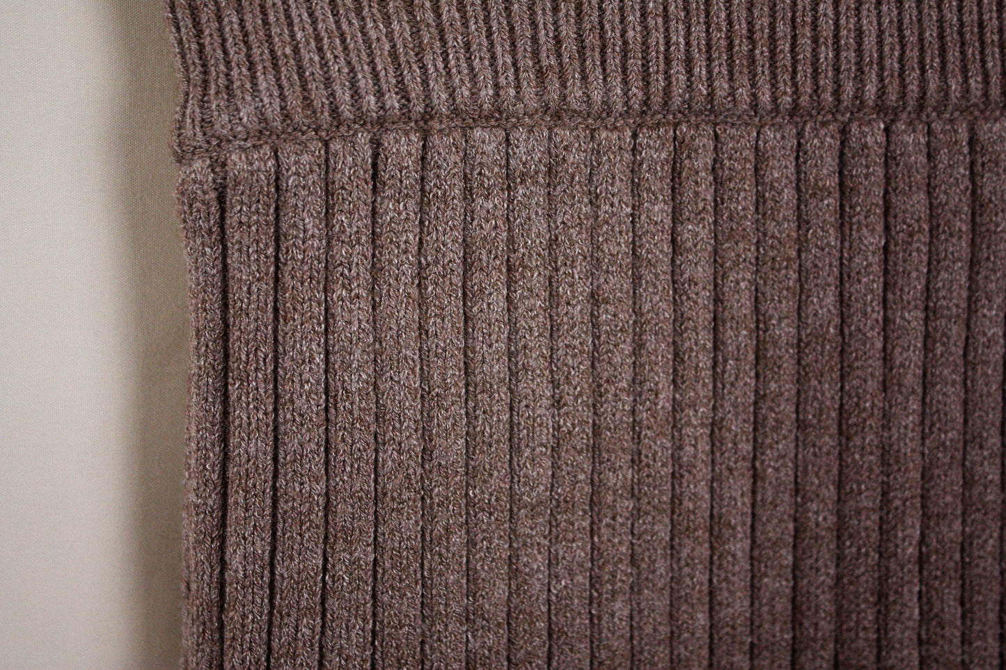 Ribbed Midi Skirt - Taupe