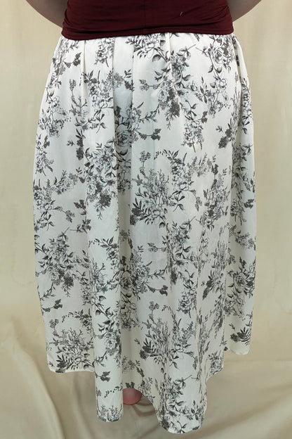 Floral Toile Pleated Maxi Skirt - Black Multi